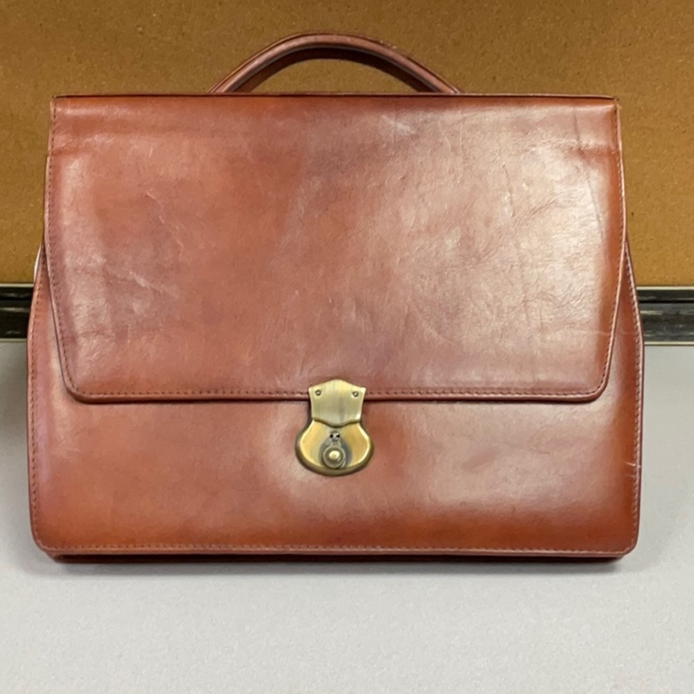 Vintage Men's Leather Briefcase with Brass-Tone Lock - Chestnut Brown